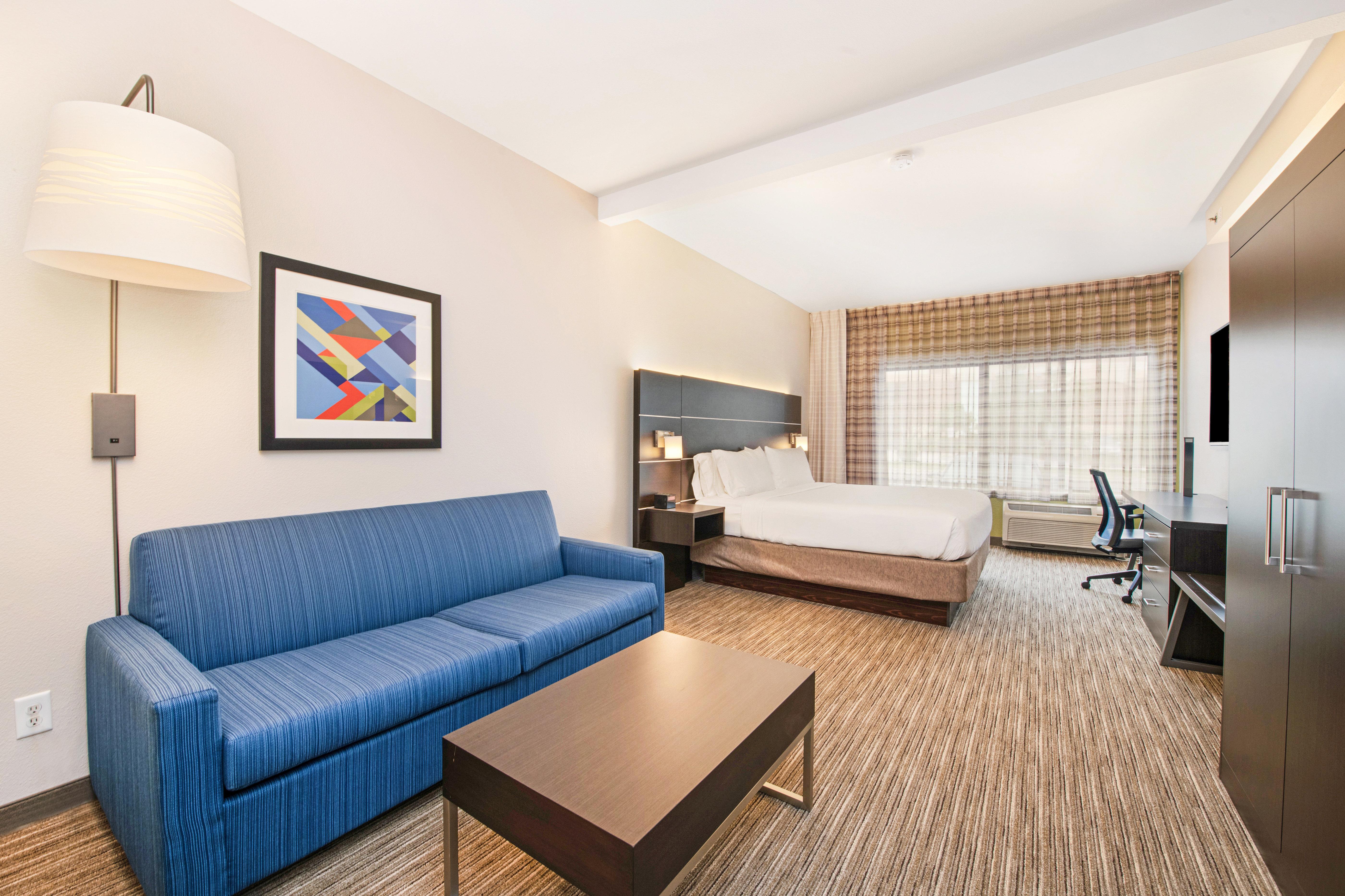 Holiday Inn Express - Delafield By Ihg Exterior photo
