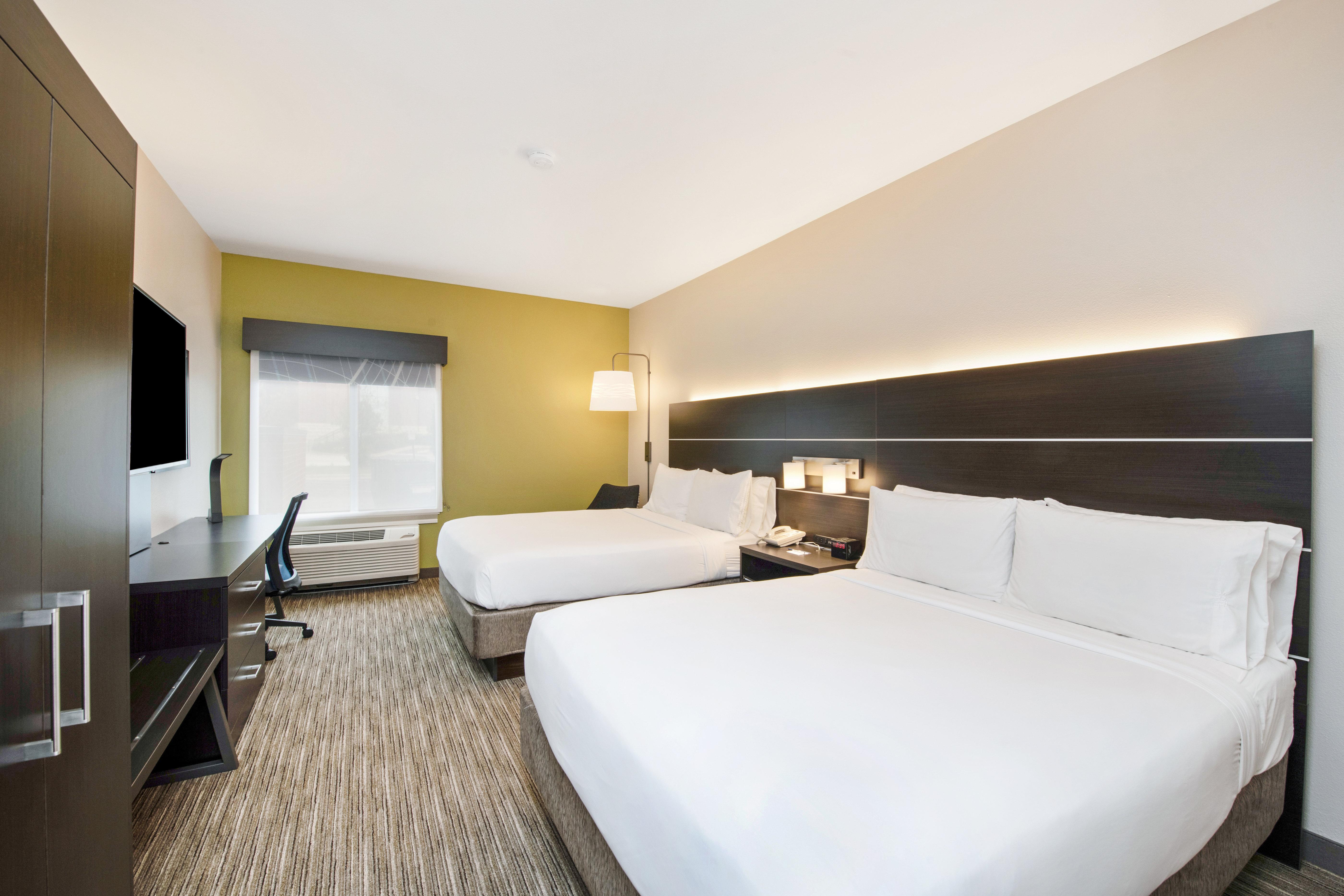 Holiday Inn Express - Delafield By Ihg Exterior photo